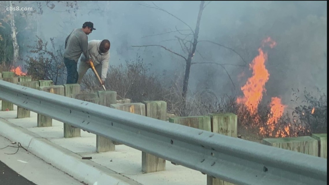 Solar roofers hailed heroes for extinguishing brushfire - Vimarsana News
