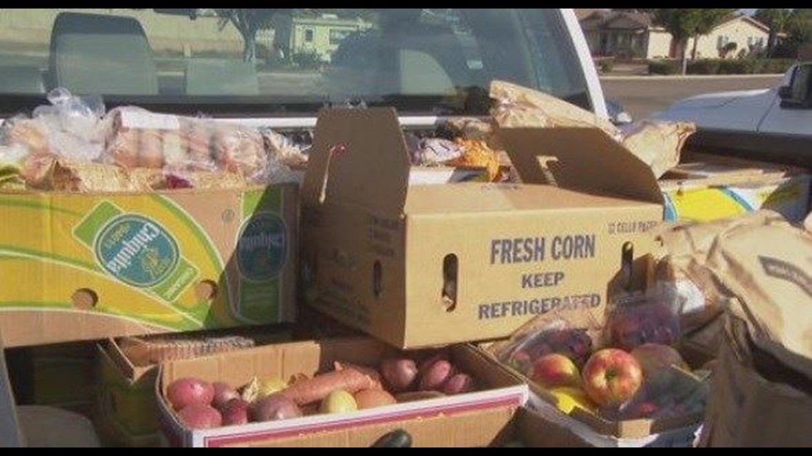 Sprouts give free food to San Diego students