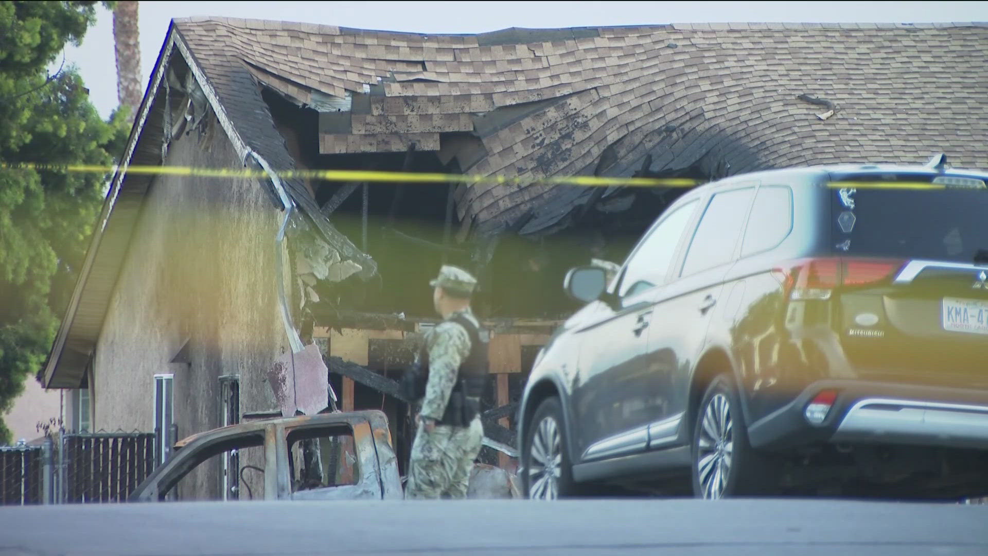 San Diego plane crash leaves 6 dead, cleanup in progress | cbs8.com