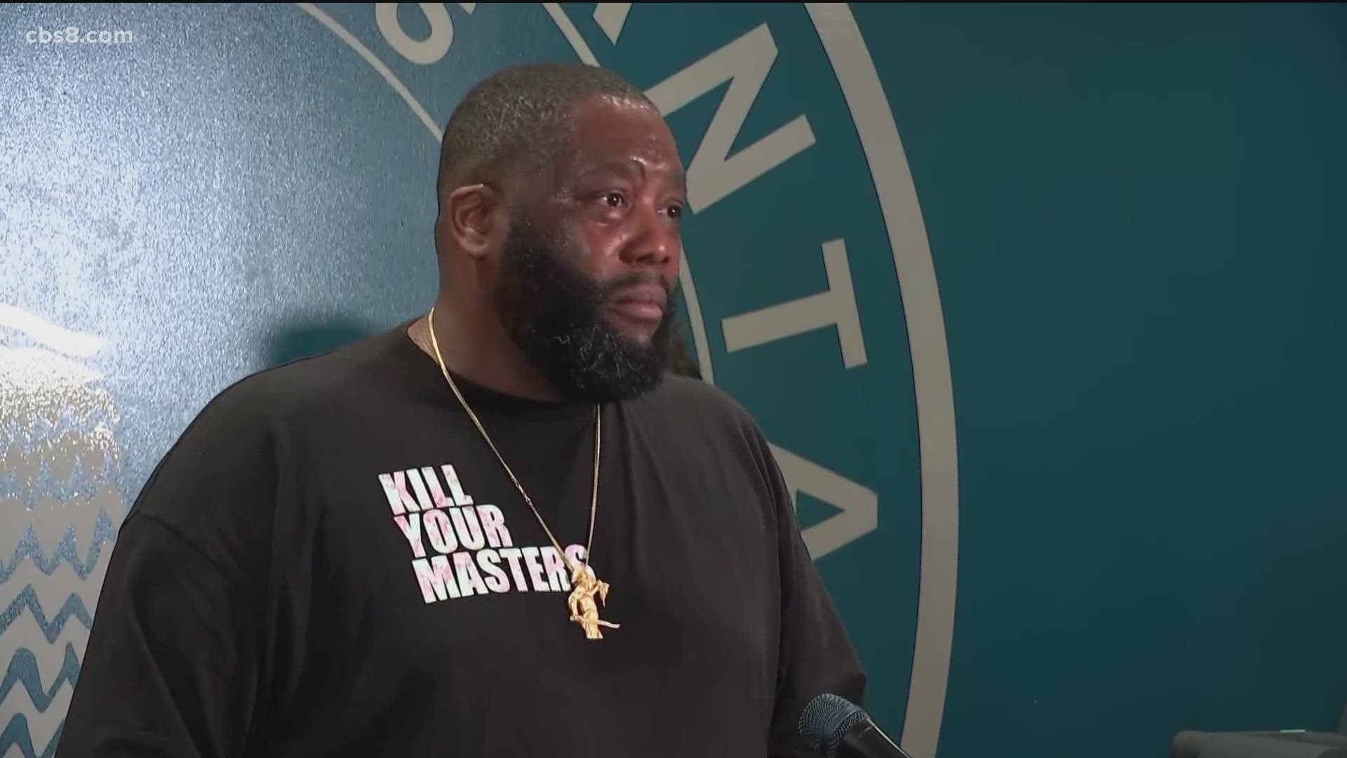 As protests in Atlanta escalated toward looting and clashes with police, Run the Jewels' Killer Mike appeared at the mayor's press conference to deliver message.