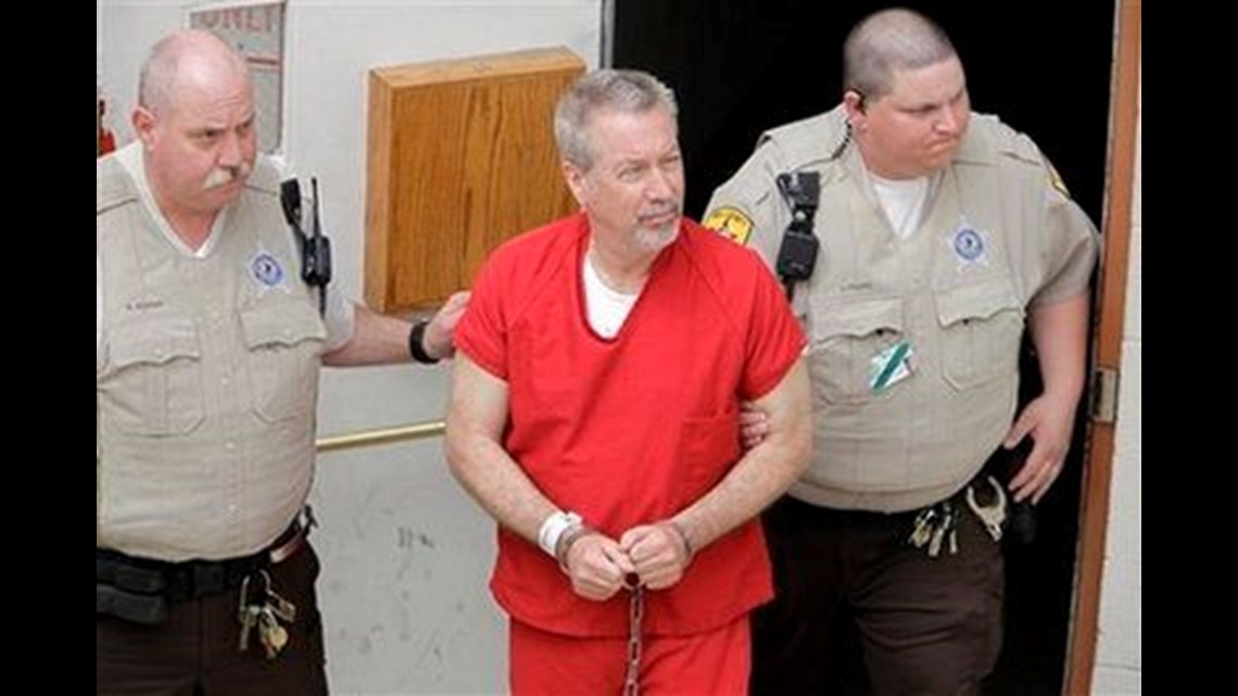 Drew Peterson Pleads Not Guilty To Murdering Wife