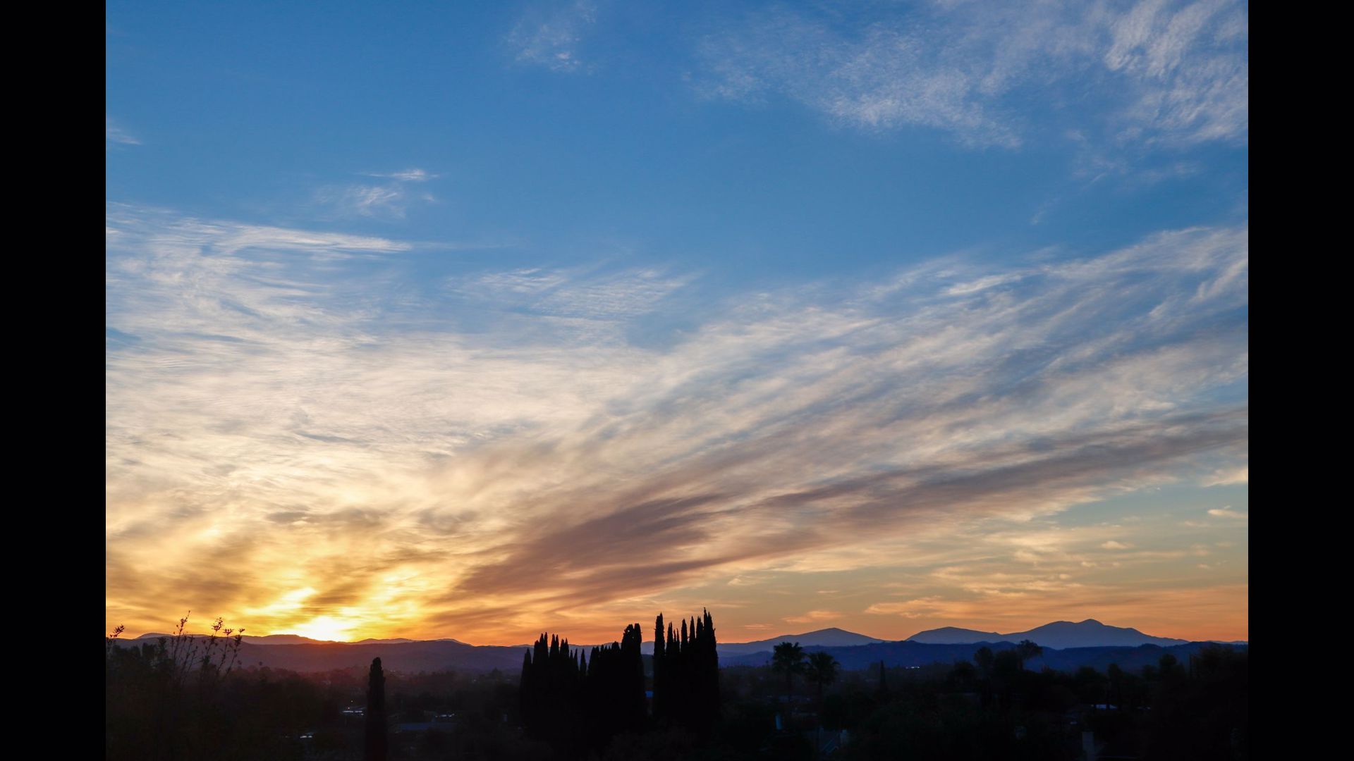 Share weather videos photos of San Diego | cbs8.com