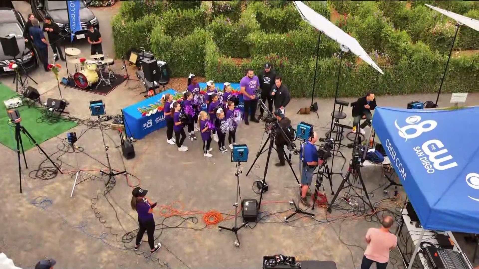 Live from the Carlsbad Flower Field, the Carlsbad Lancer Dancers, Pop Warner Football and Lancer Loyal cheer team joined the CBS 8 Zip Trip.