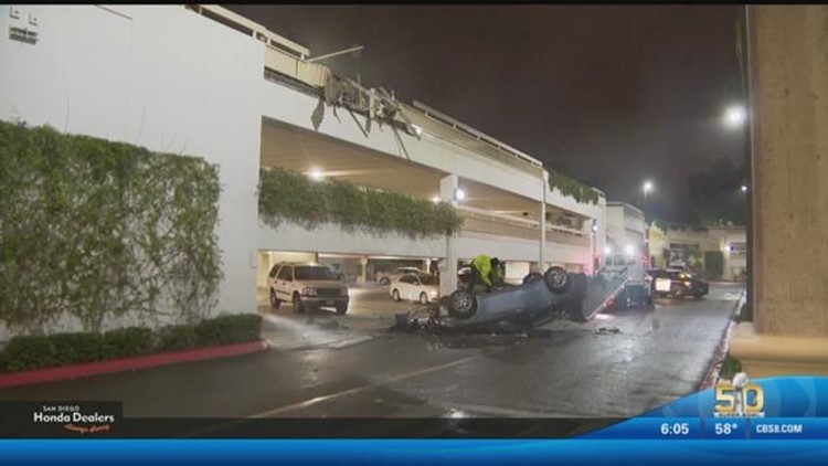 2 injured when car plunges from top of Fashion Valley parking garage