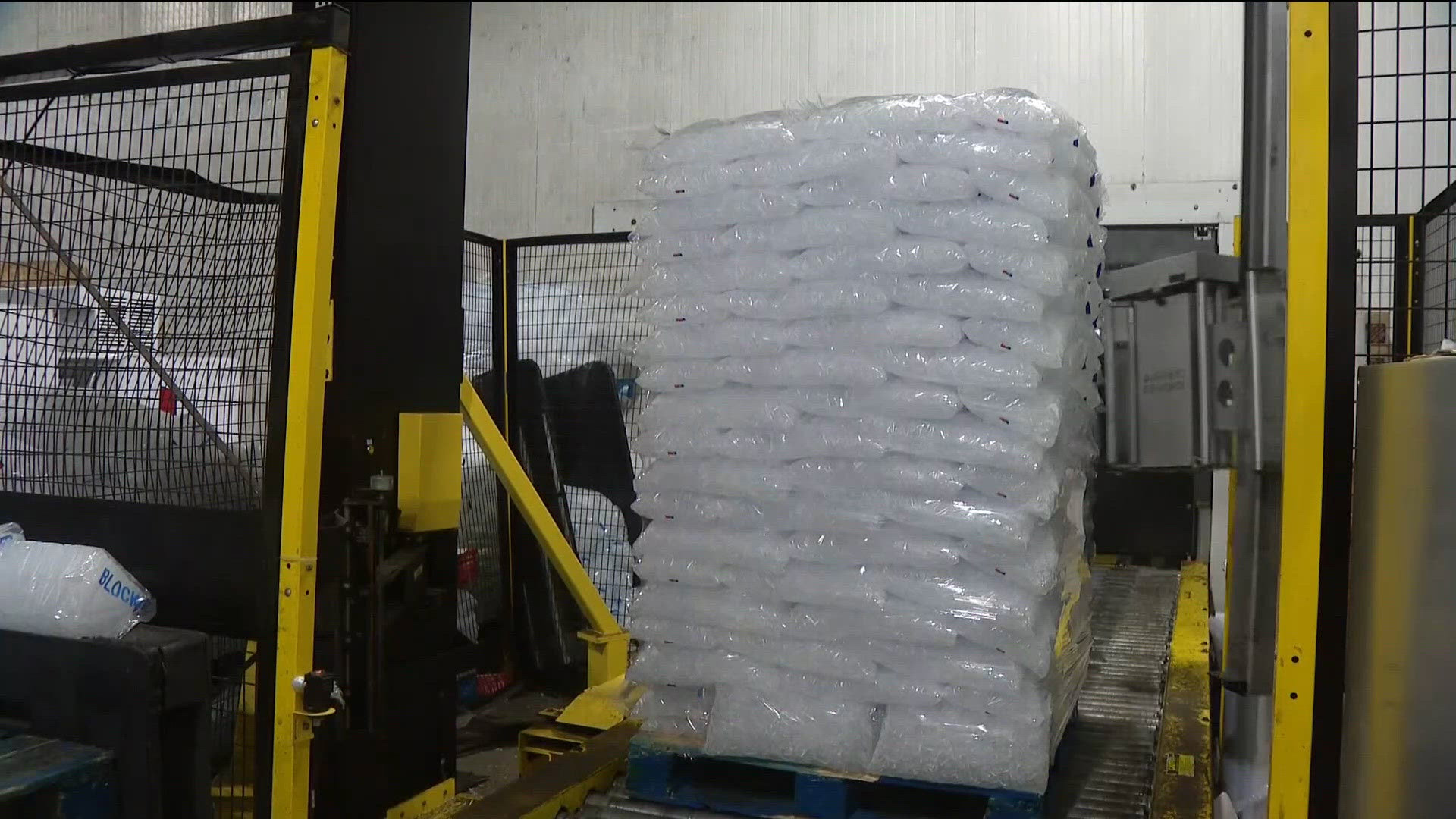 Heat wave drives demand at San Diego Ice Company | cbs8.com