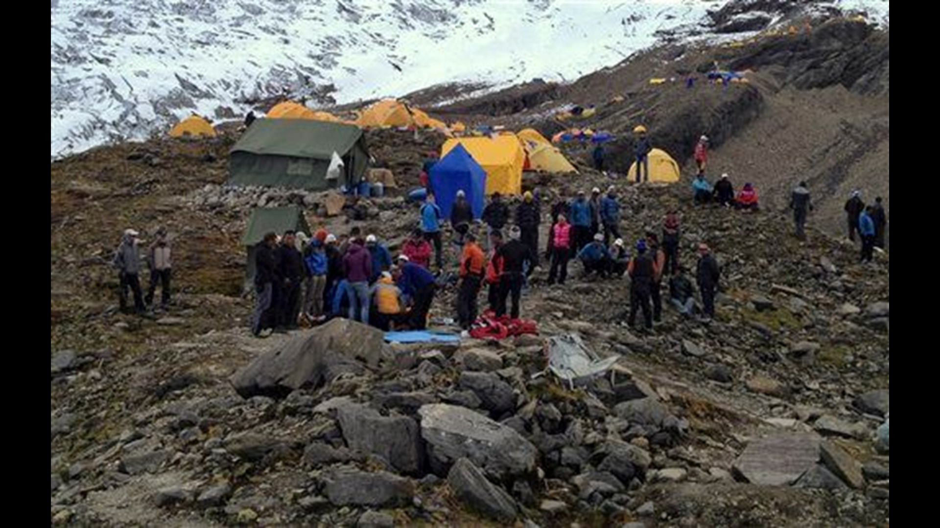 Nepal avalanche hit climbers as they were sleeping