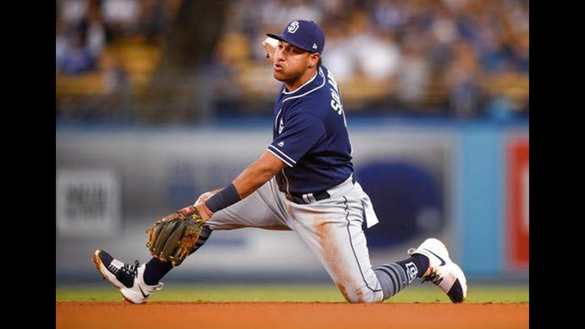 Padres trade Yangervis Solarte to Blue Jays; Craig Stammen