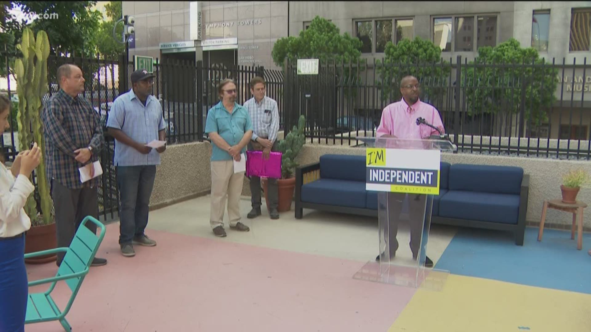 A group of Lyft drivers on Monday rallied Monday to remain independent contractors. They oppose Assembly Bill 5, the groundbreaking legislation to turn many contract workers into employees with a minimum wage and underemployment benefits.