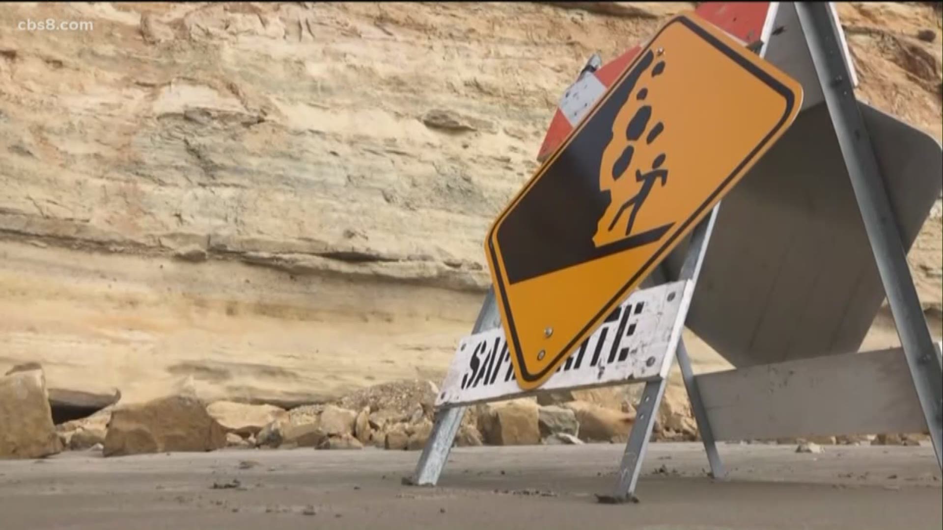 Bluff collapses at Torrey Pines and San Elijo State Beach over the weekend have lifeguards and beachgoers on alert.