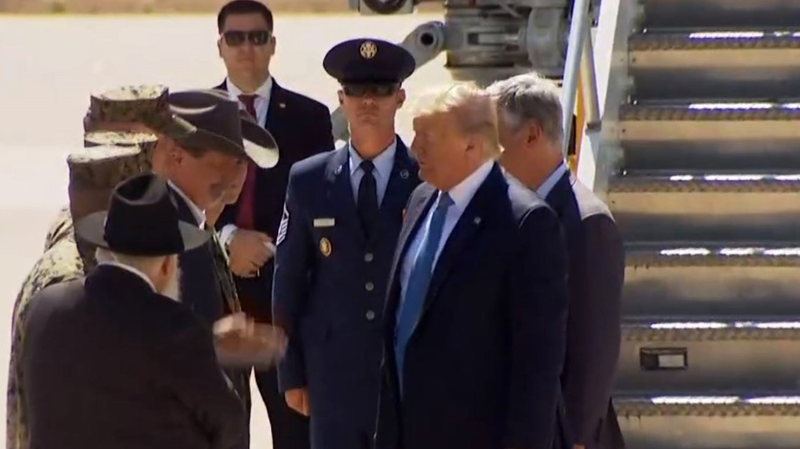 President Trump visits San Diego, CA and MX border to fundraise | cbs8.com