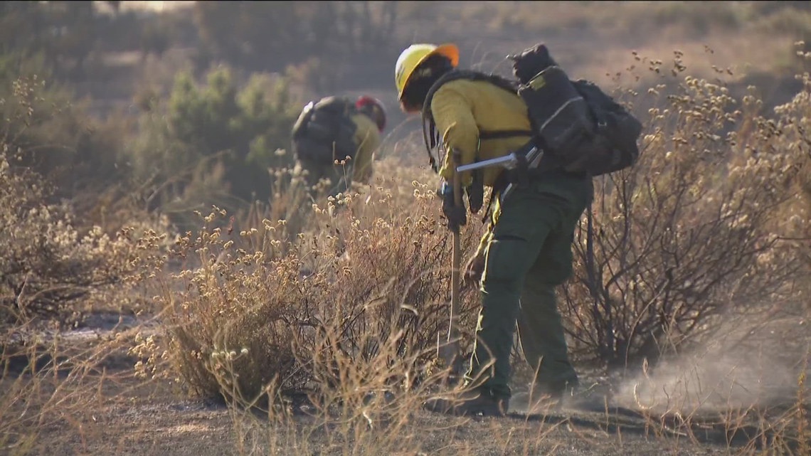 Fire crews continue fighting McCain fire burning in Boulevard near I-8 ...