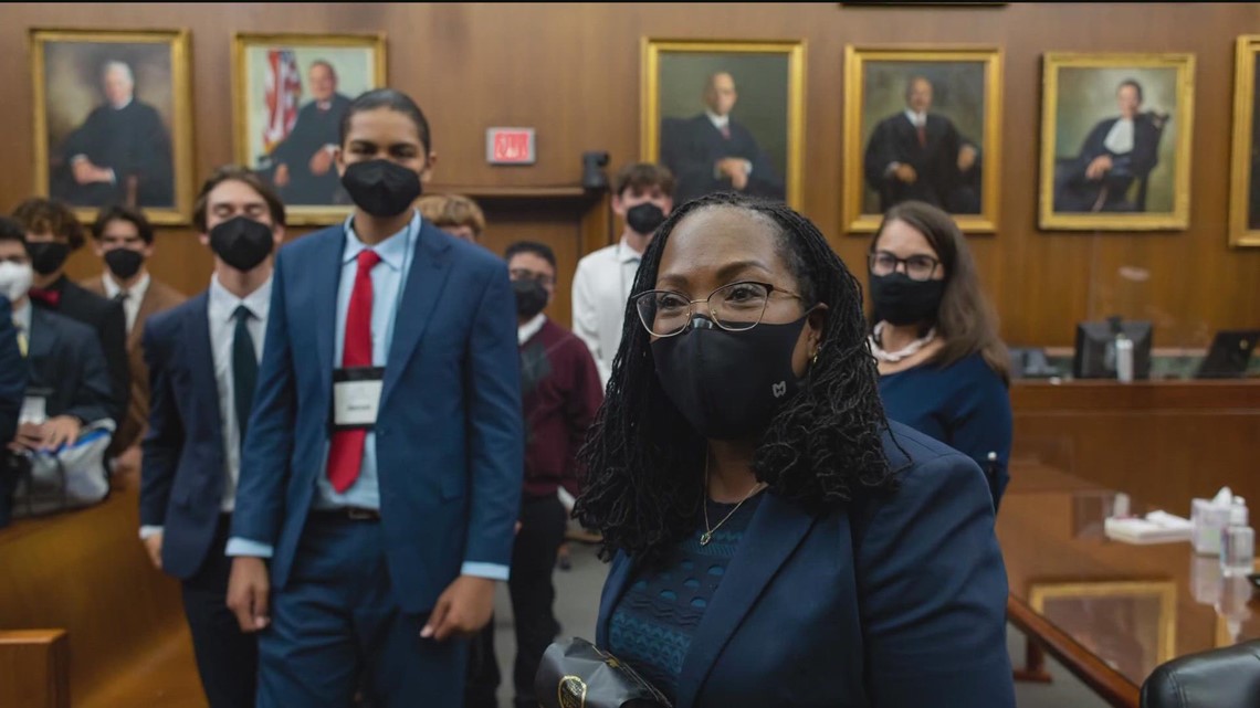 San Diego teens visit DC, meet Justice Ketanji Brown Jackson - Vimarsana News