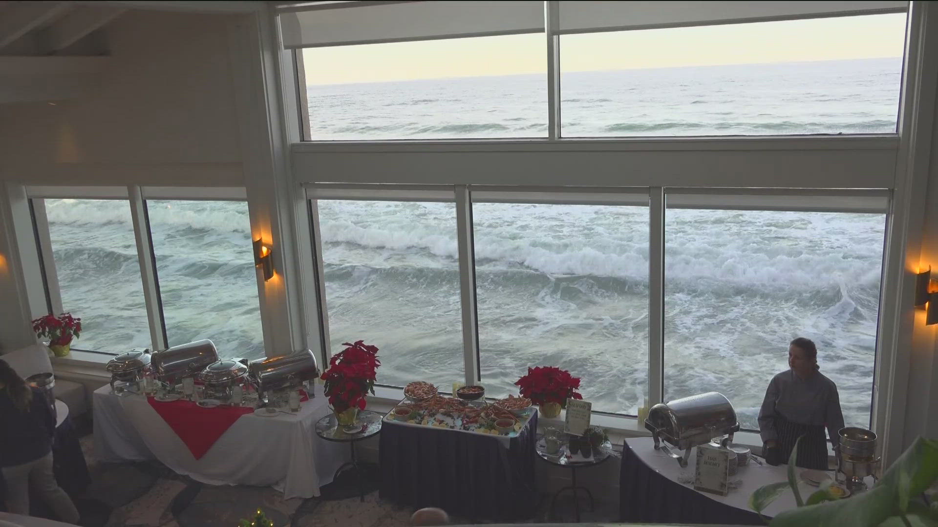 CBS 8's Alex Lai reports on the return of the Marine Room's famed High Tide Brunch in La Jolla.