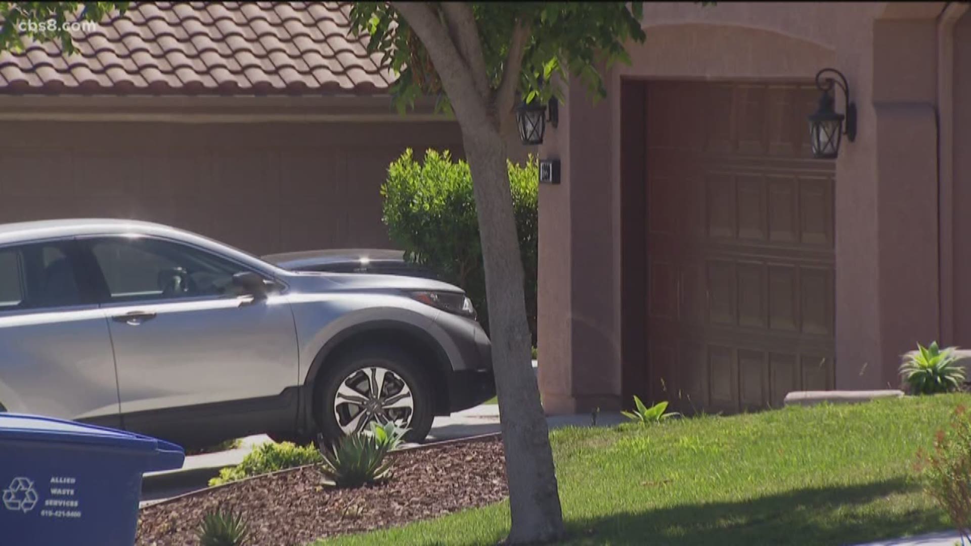 “Park in the garage, or else”: That is the message from a homeowner’s association to some Chula Vista residents, but many homeowners in Eastlake Trails are bristling under the restrictions on outdoor parking.