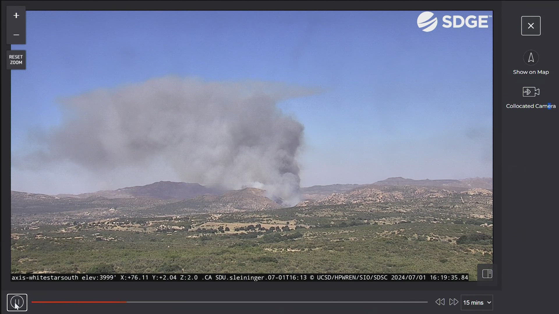 Fire crews battle brush fire in Boulevard near I-8 | cbs8.com