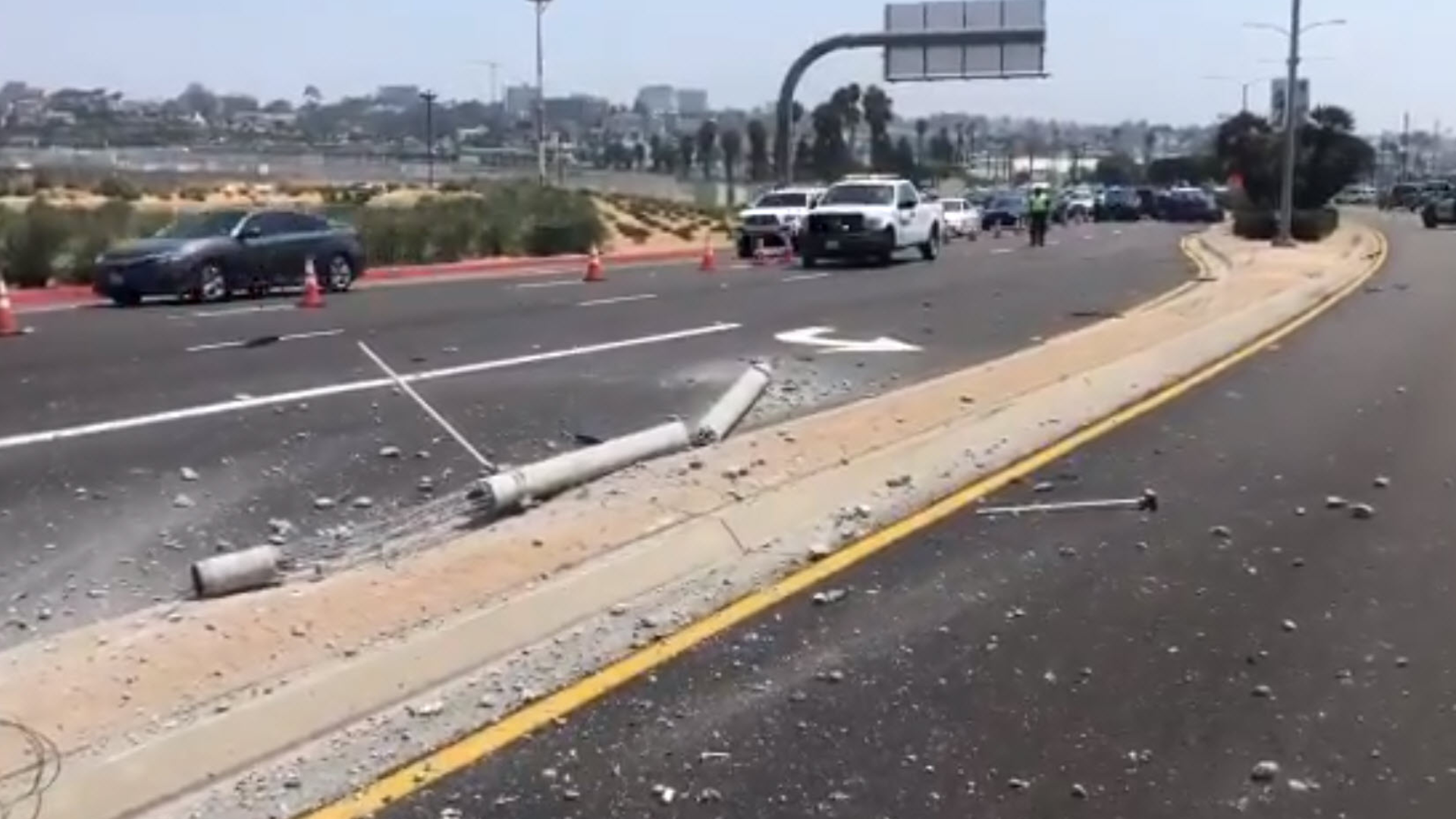 Driver killed in crash on Harbor Drive near San Diego airport | cbs8.com
