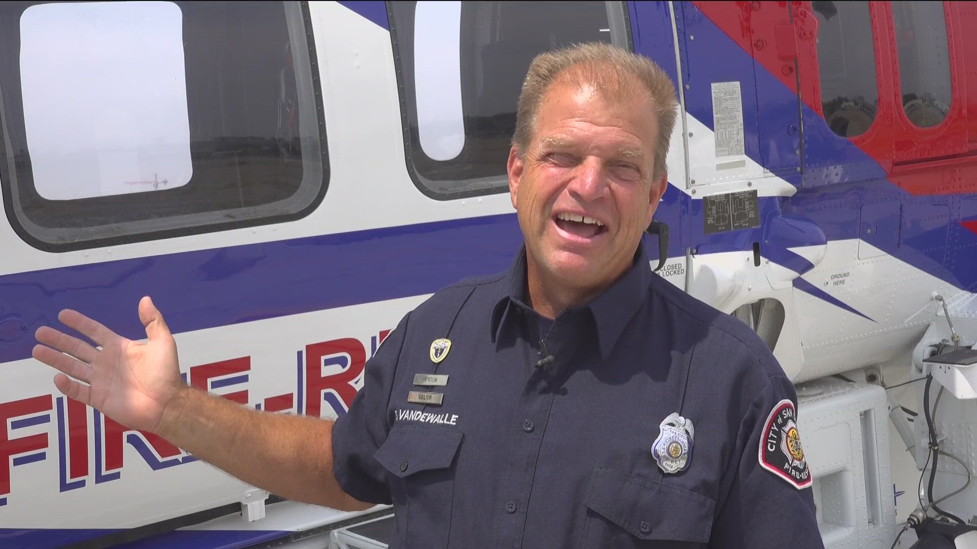 Steve Vandewalle rescued 405 people during his 37-year career.