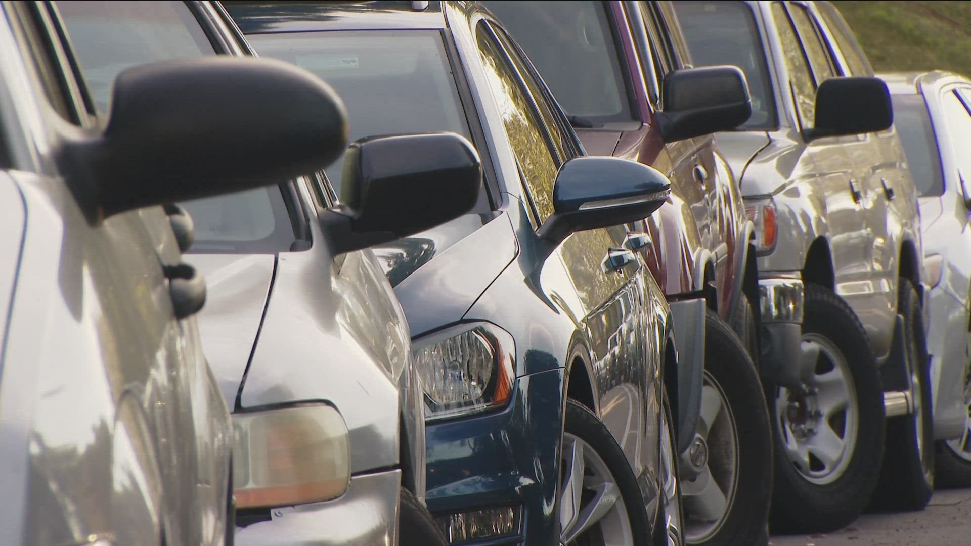 Some residents in an Encinitas neighborhood will soon have to pay for a parking permit if they want to park their cars.