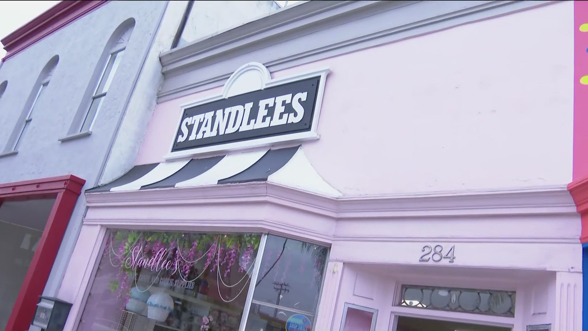 Since the 1950s, Standlee's has been a cherished cornerstone of the baking community in Chula
Vista, offering a comprehensive array of baking essentials.