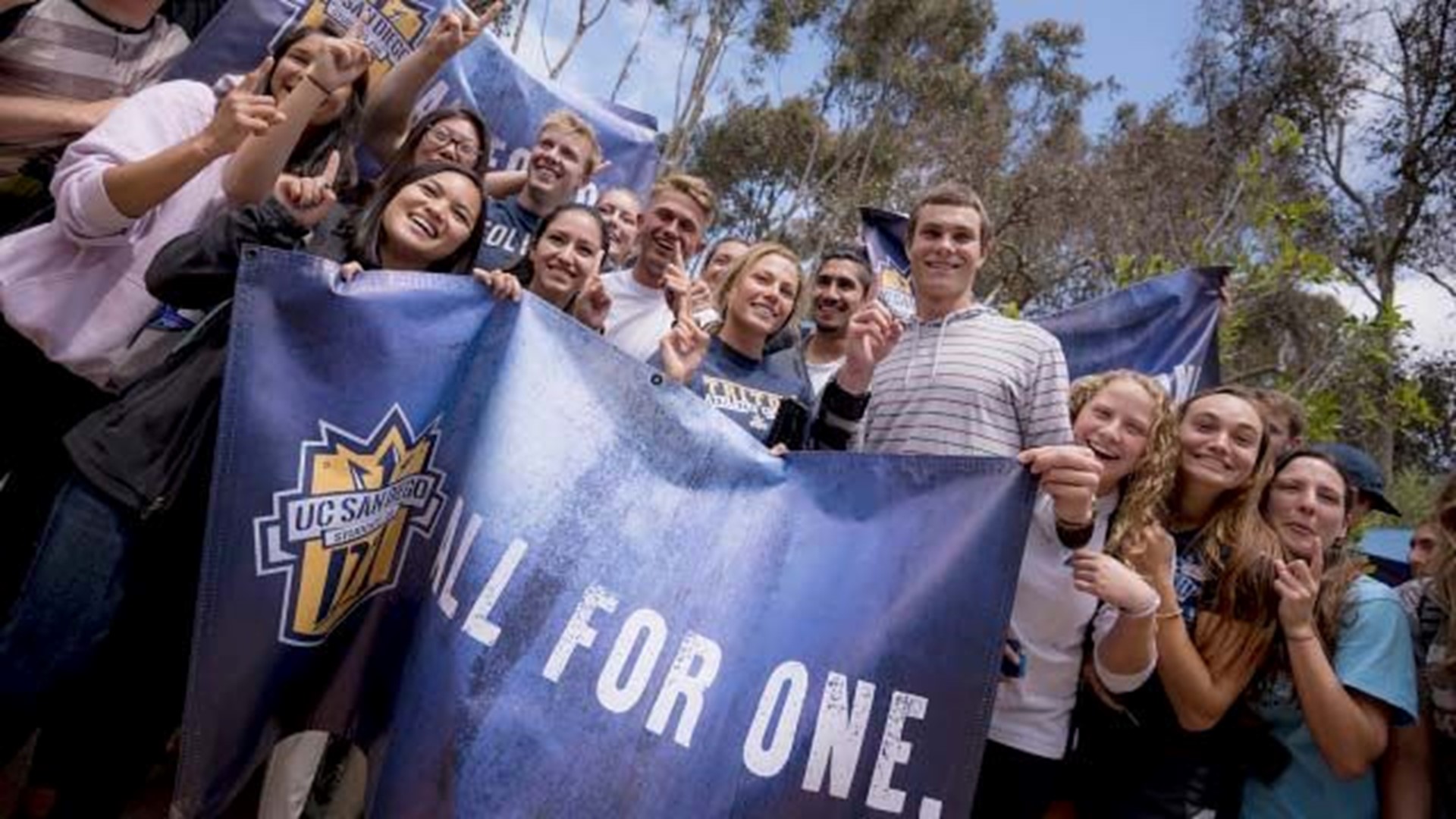 UCSD students vote to raise school fees for athletics program