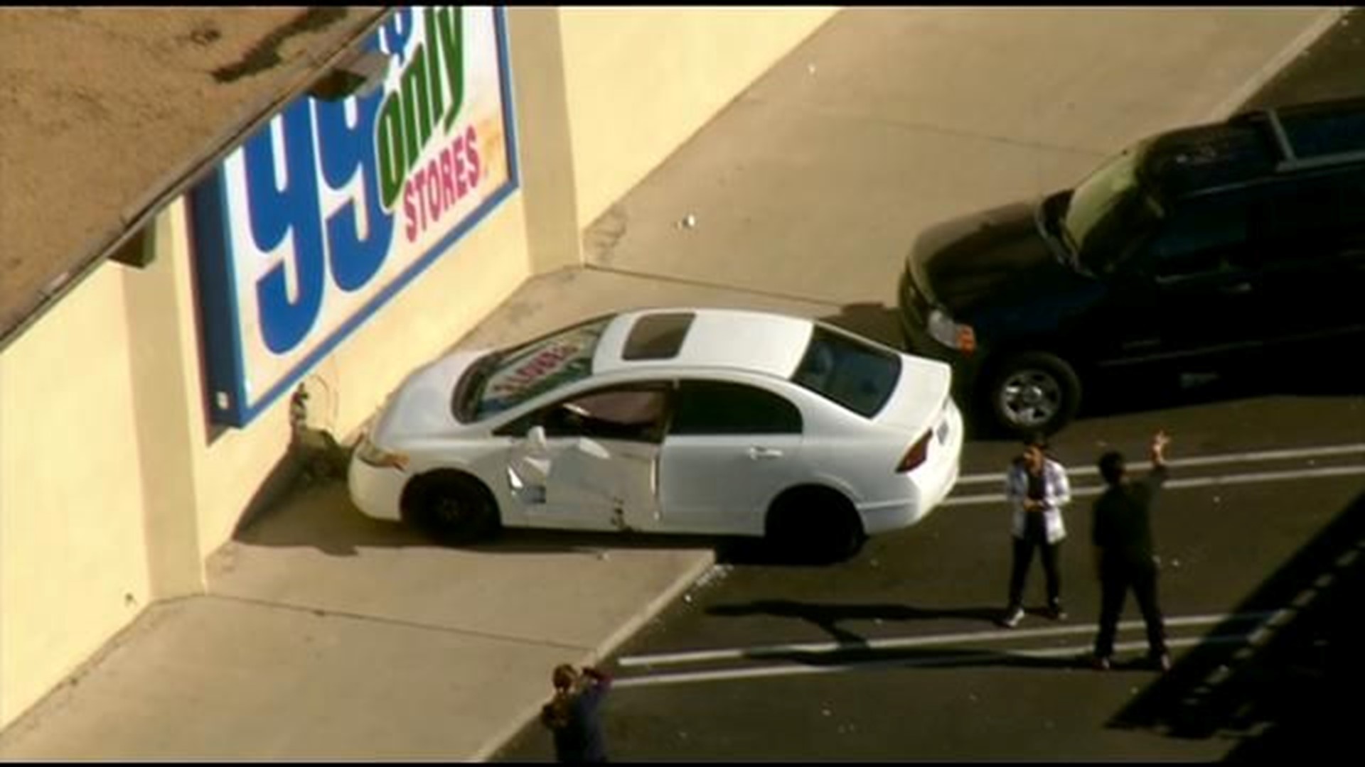 Car slams into 99 cent store near Fletcher Pkway | cbs8.com