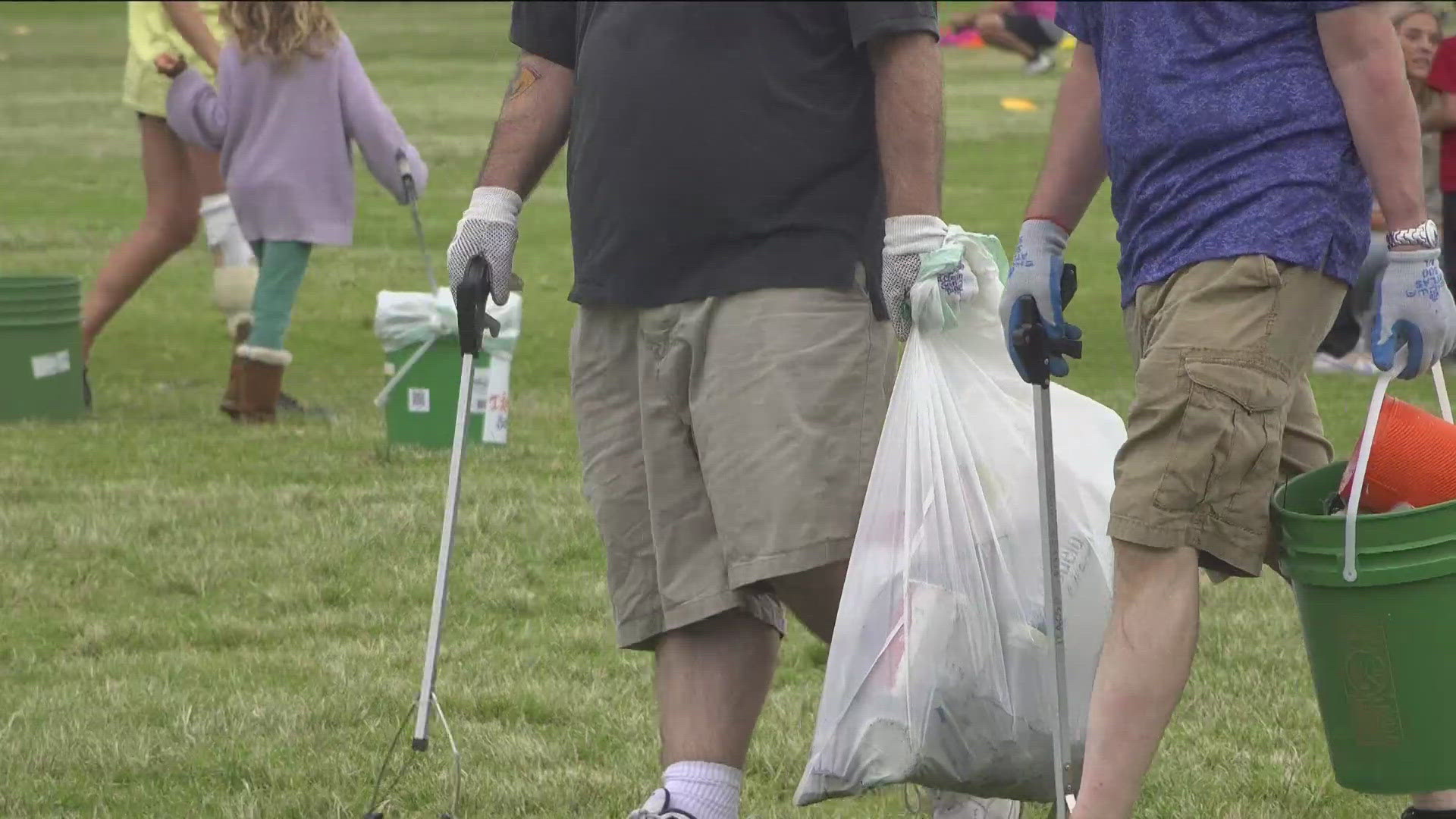 Coastal Cleanup Day's clean-up effort included more than 3,000 volunteers at over 100 sites that collected more than 104,000 pounds of litter and debris.