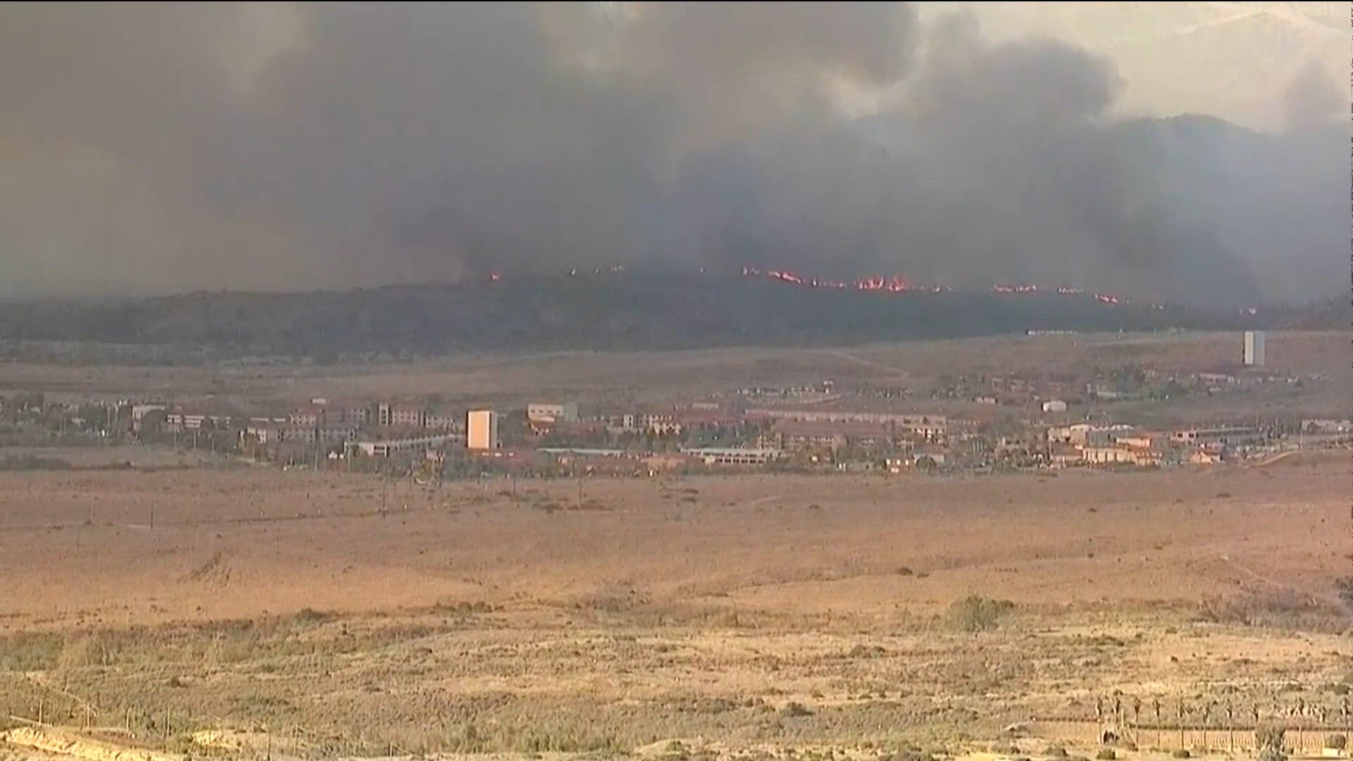 Henderson Fire | Fast-growing brush fire at Camp Pendleton prompts ...