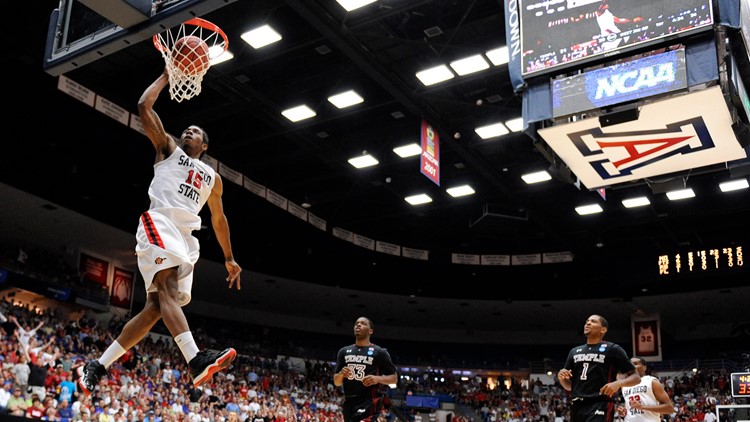 VIDEO: Kawhi Leonard's Jersey Retired at Viejas Arena, NewsCenter