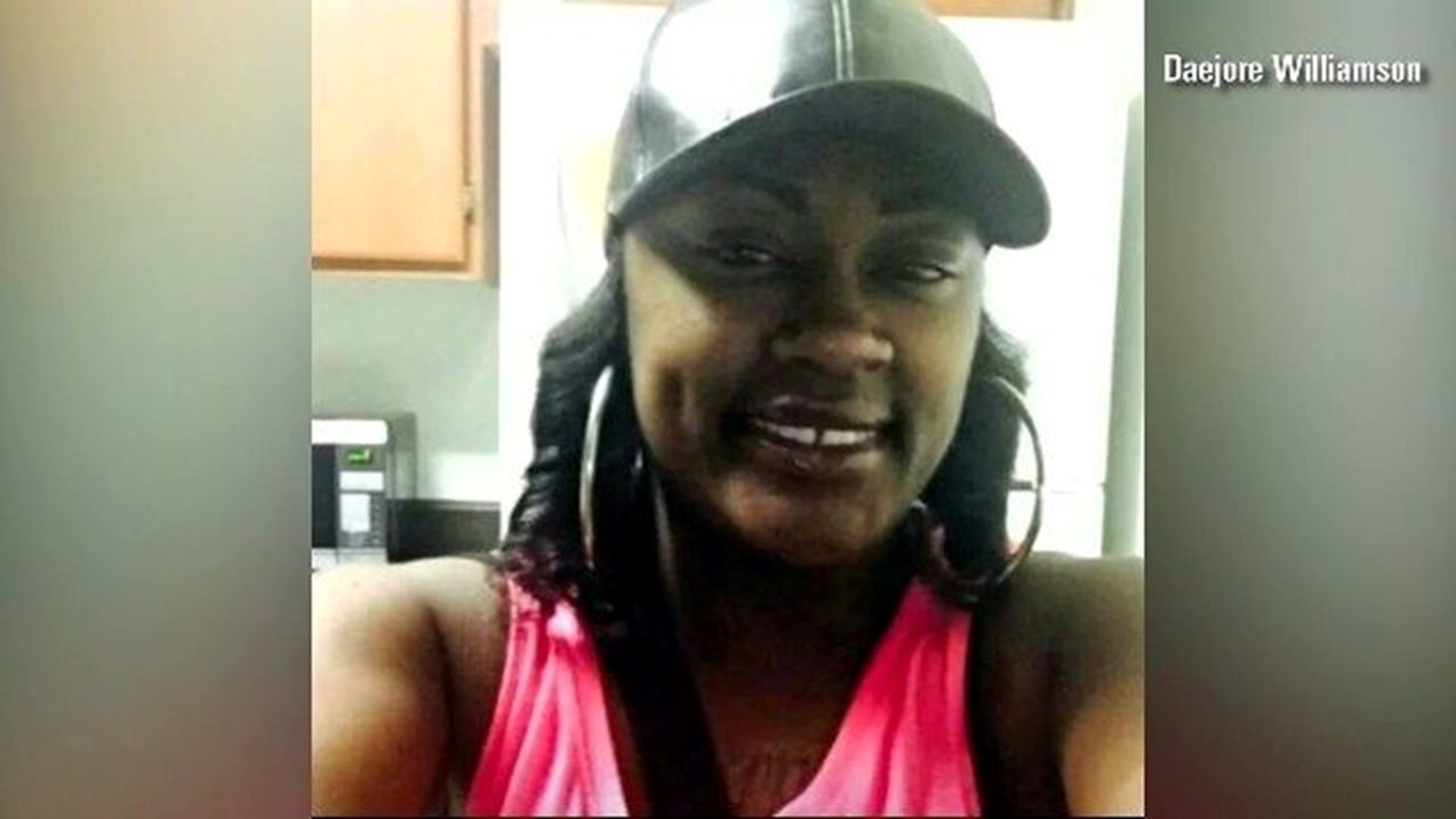 Woman killed in Oak Park car crash identified