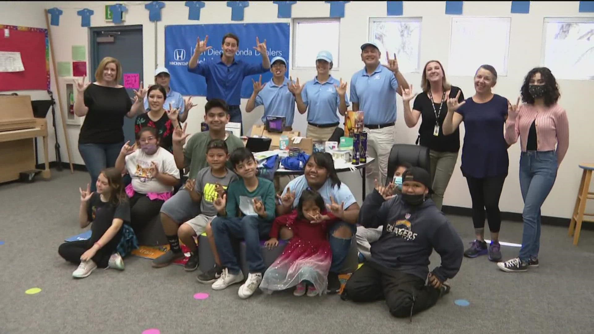 The Helpful Honda People revealed their "Random Act of Helpfulness" at L.R. Green Elementary.
