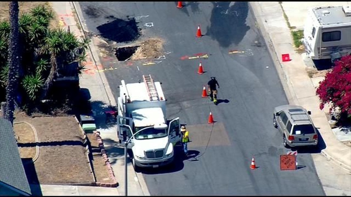 Fire crews respond to gas line break in Lomita