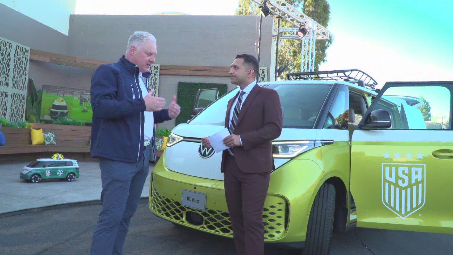 Mini Volkswagen ID. Buzz to deliver the match day ball for