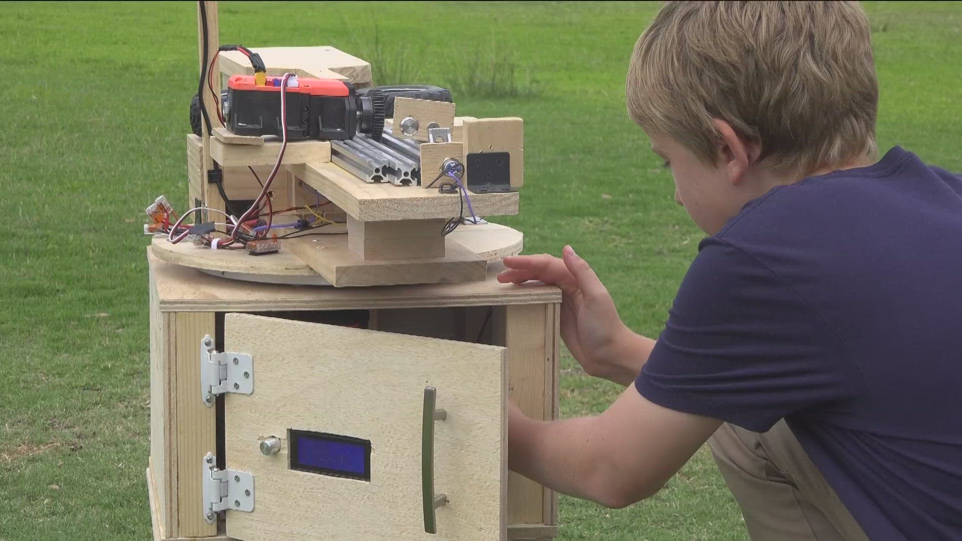 Oliver Cottrell invented and built the automatic hockey puck passing machine. Now, he's headed to Washington D.C. for the finals of a premier STEM competition.