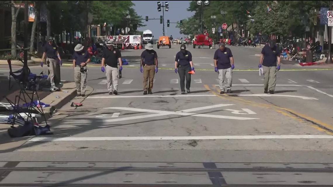 Highland Park parade shooting suspect charged with 7 counts of murder ...