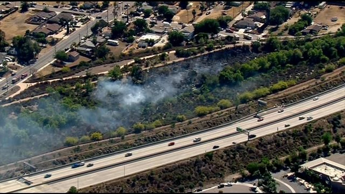 Fire crews knock out brush fire in Santee near SR-52 | cbs8.com