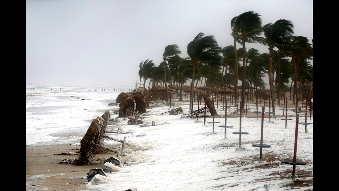 Powerful cyclone strikes Oman, Yemen; 6 dead, 30 missing | cbs8.com