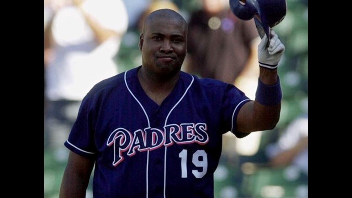 New memorial planned for hometown hero Tony Gwynn