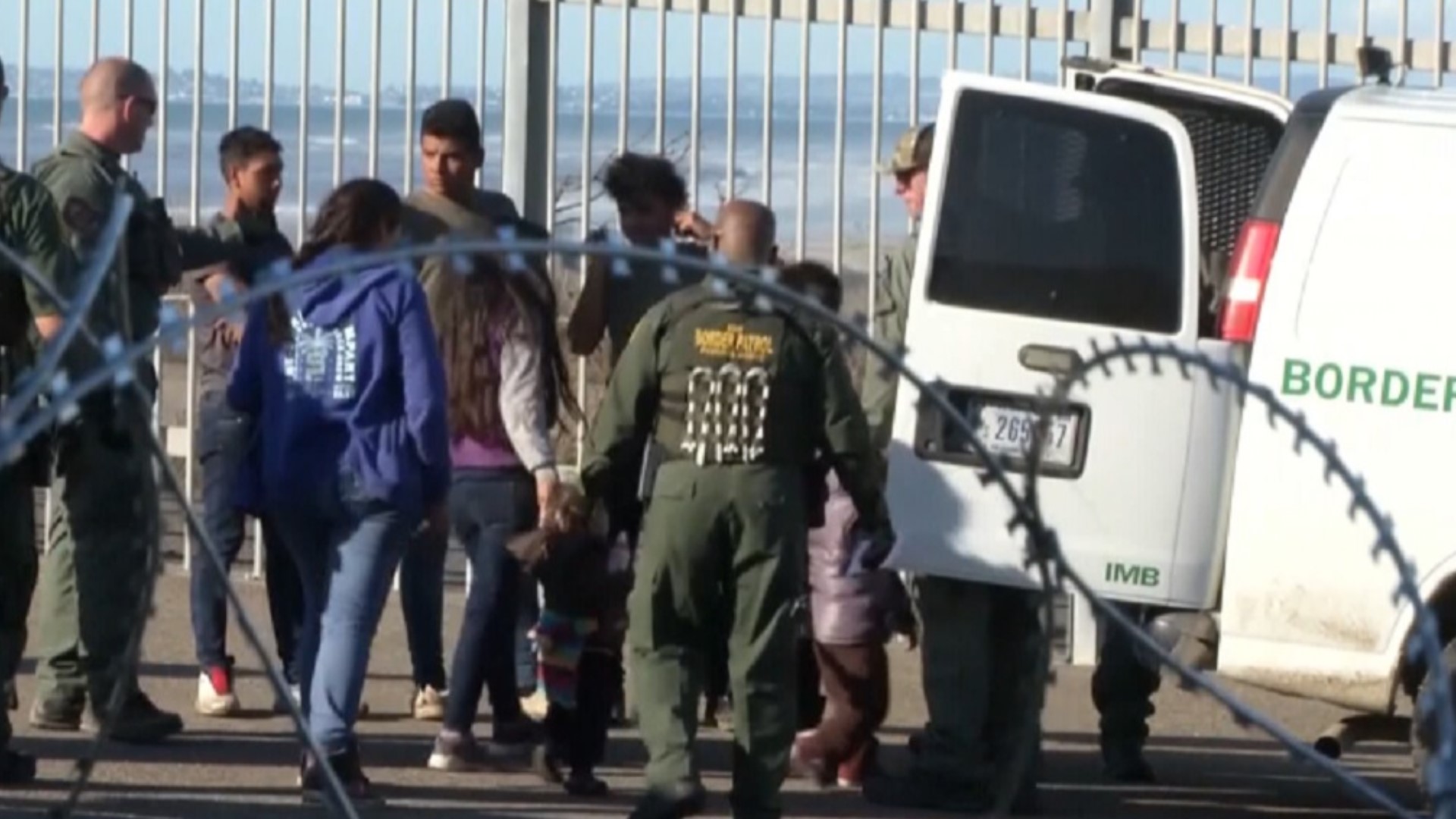 Mexico vows to send National Guard troops to Border in Tijuana | cbs8.com