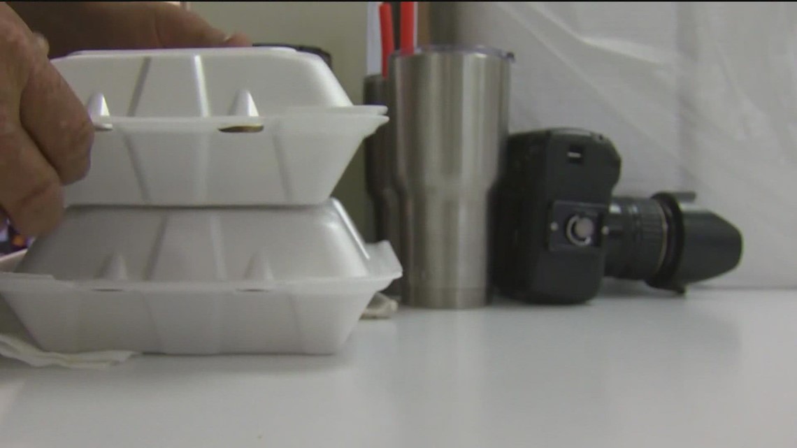 Los Angeles' new plastic utensil law takes effect