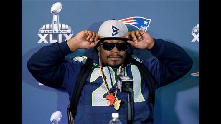 Marshawn Lynch Talks About Why He Doesn T Talk To The Media Cbs8 Com