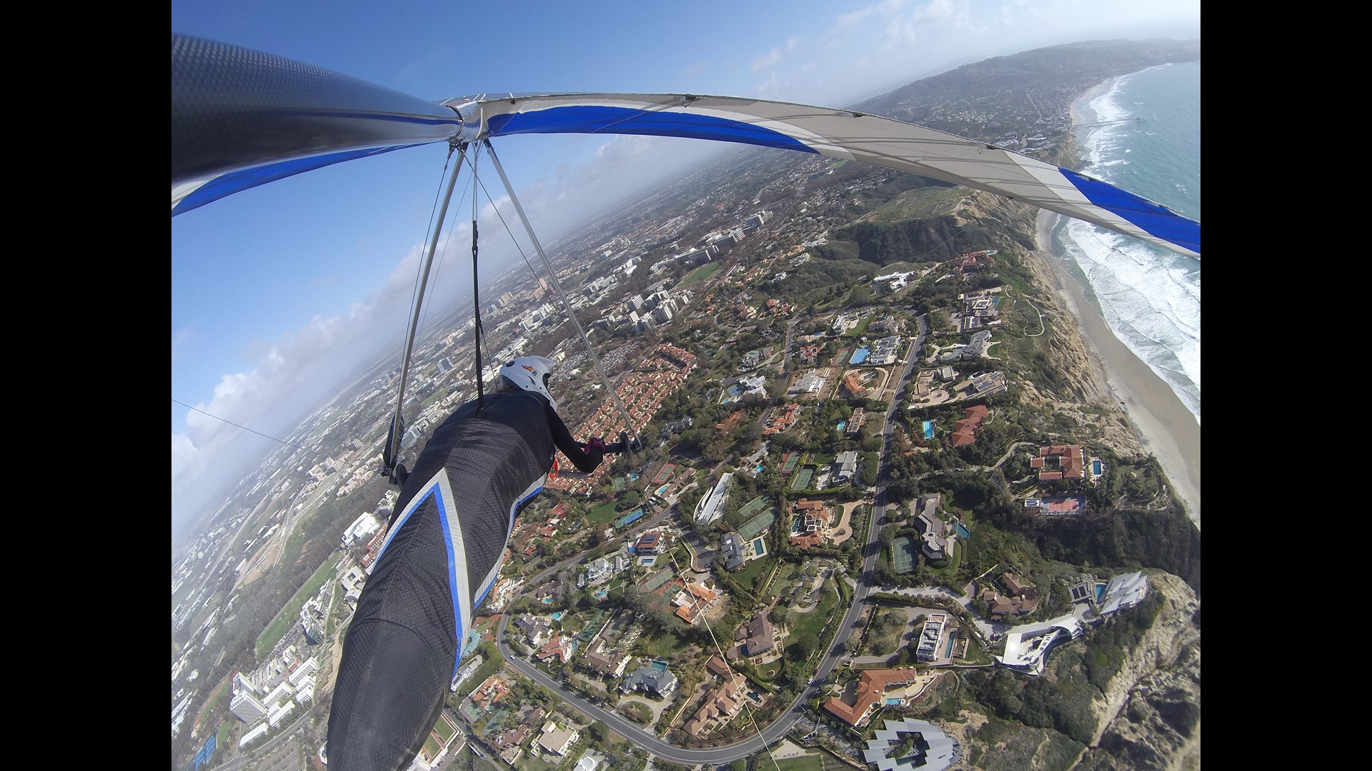Up, up and away Fly to Palm Springs on a Hang Glider