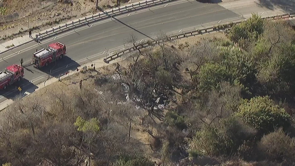 Brush fire smoke flames evacuations - 74f033ad 1872 45f9 9adc 0b31746f3dd3 1140x641