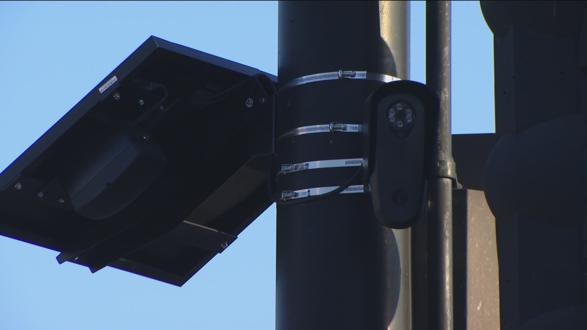 There are forty license plate reading cameras throughout the city of El Cajon.