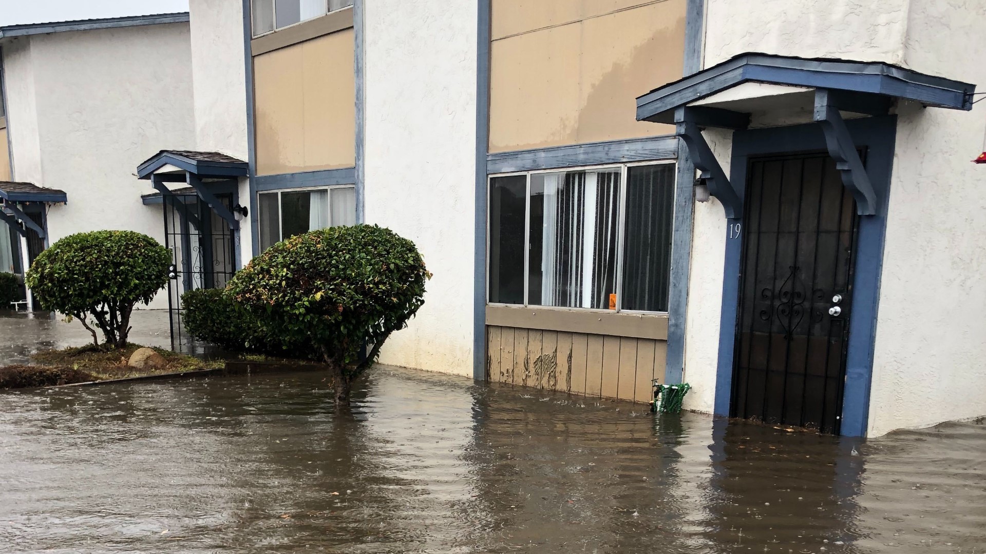 South Bay Apartment Complex Floods As Storm Moves Across San Diego ...