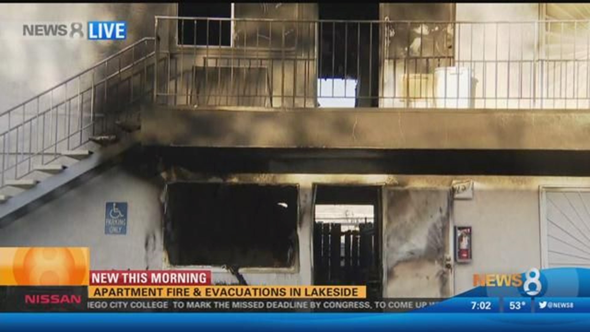 Fire rips through apartment building in Lakeside | cbs8.com