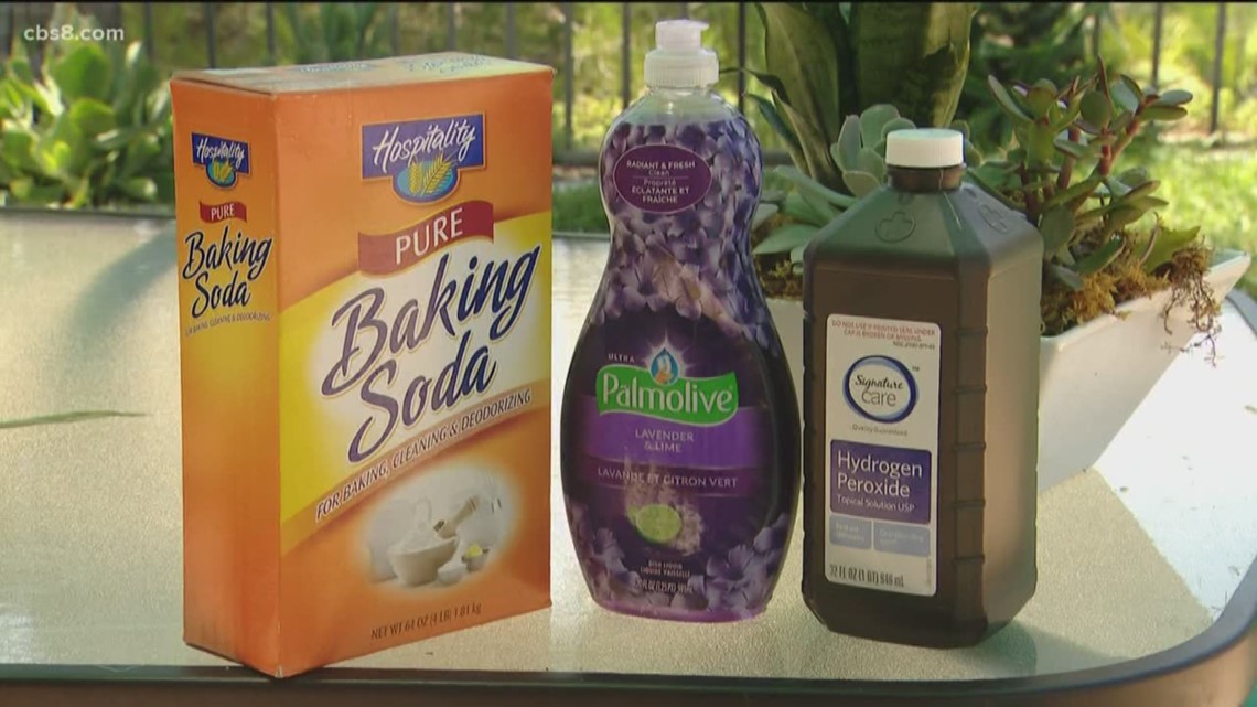 VERIFY What gets rid of skunk spray smell?