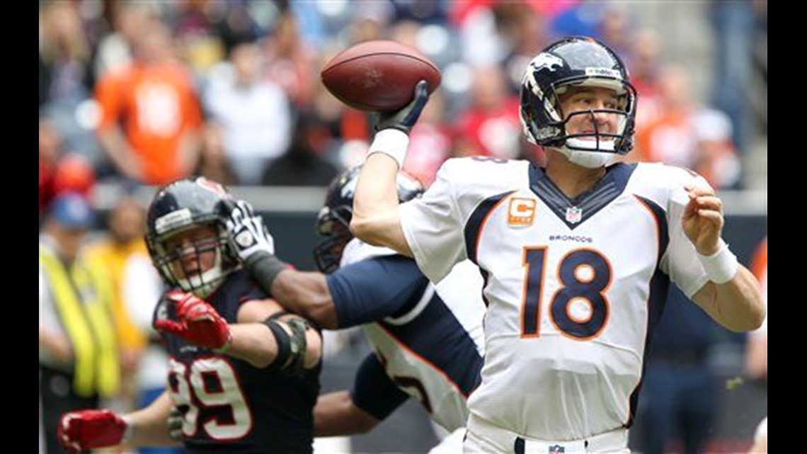 Manning sets NFL record after throwing 51st touchdown pass