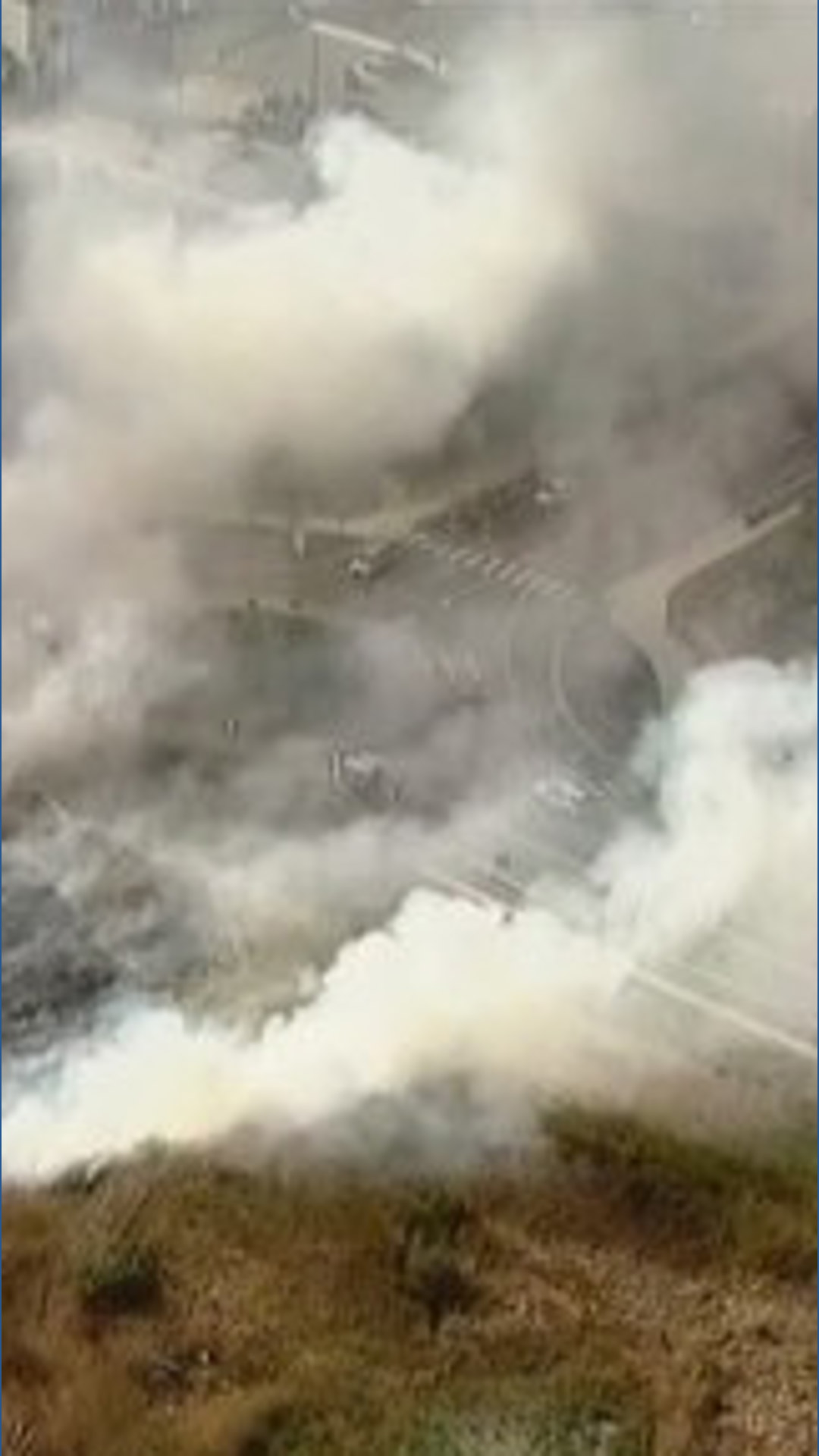 Fire crews battle vegetation fire in Oceanside | cbs8.com