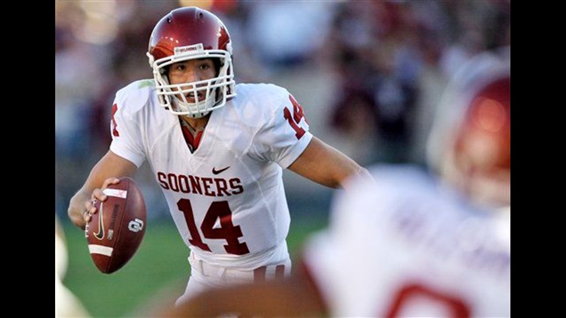 Okla Heisman winner QB Bradford to play vs Baylor