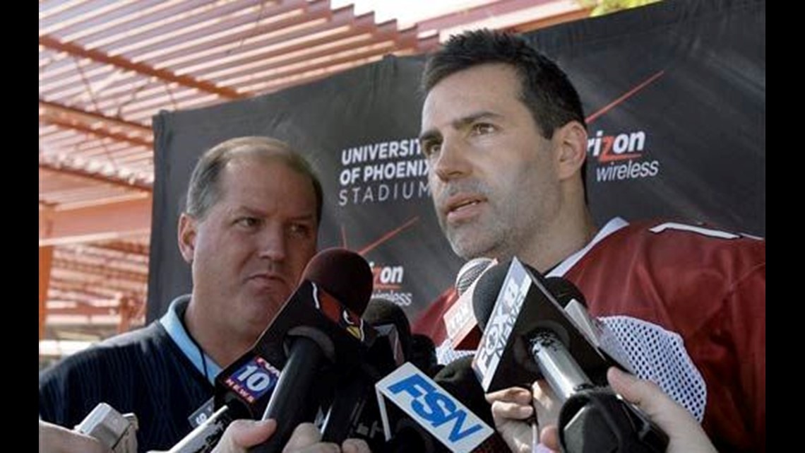 Kurt Warner retires from the NFL, NFL